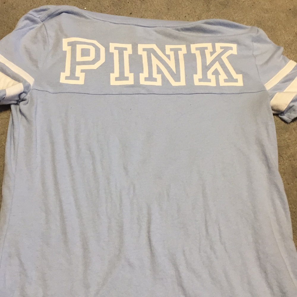 VS pink shirt/lowest
